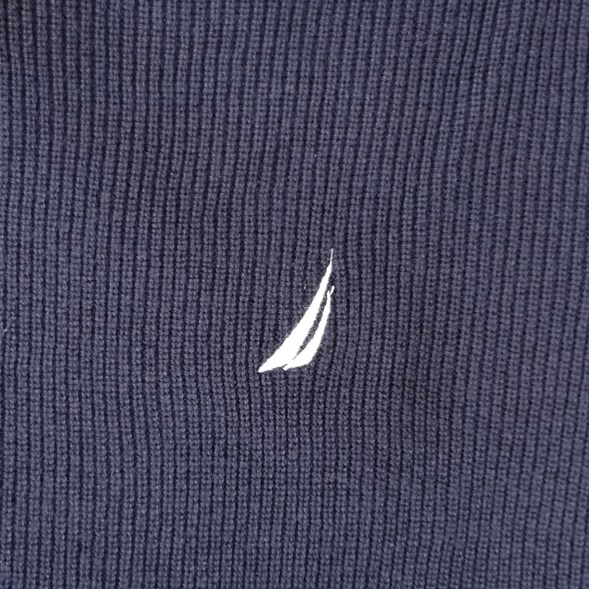 "Nautica" Navy Crew