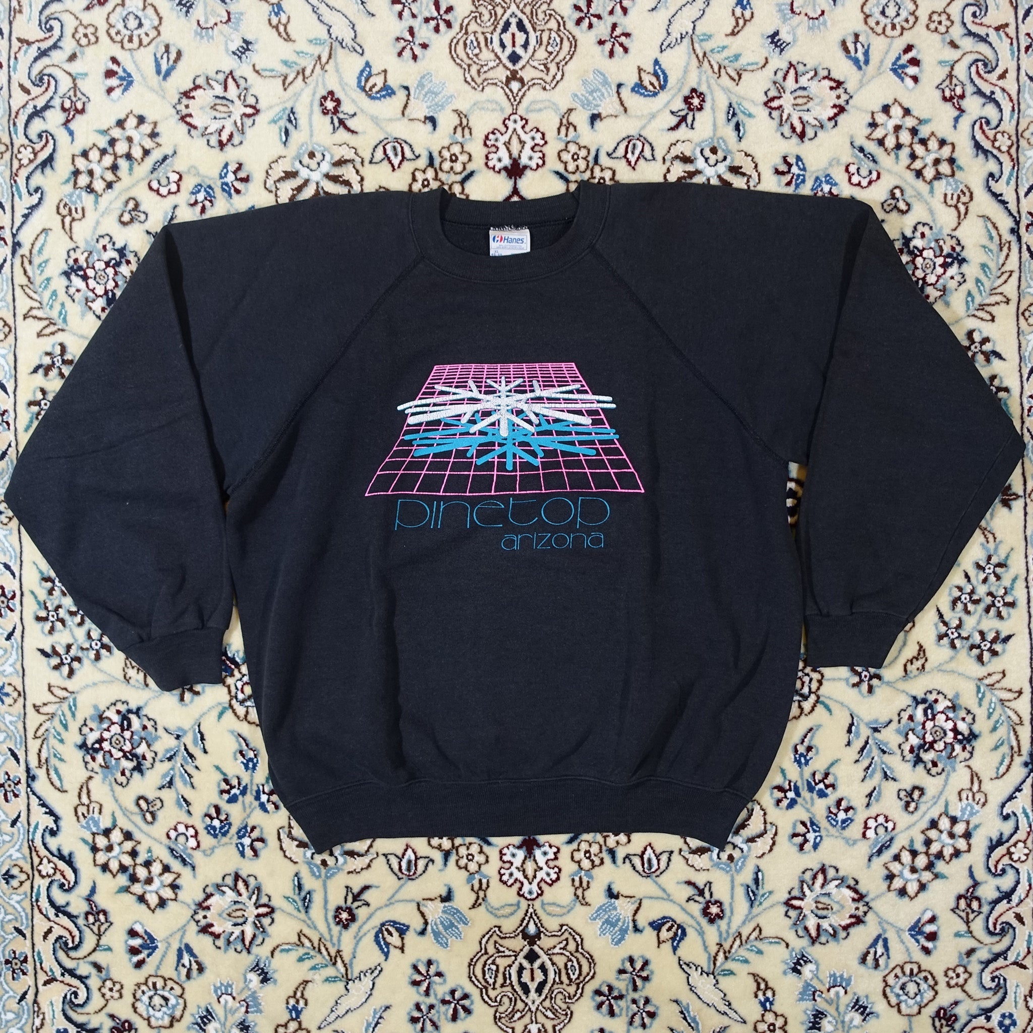 "Hanes" Pinetop Sweatshirt